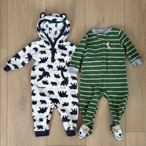 Pair of Fleece Baby Sleepers/Playsuits (Size 6-9m)